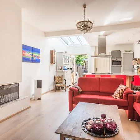 Roosveld Spacious Appartement